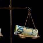 Döviz Kurları Rekor Düzeylerini Adım Adım Yukarı Taşıyor