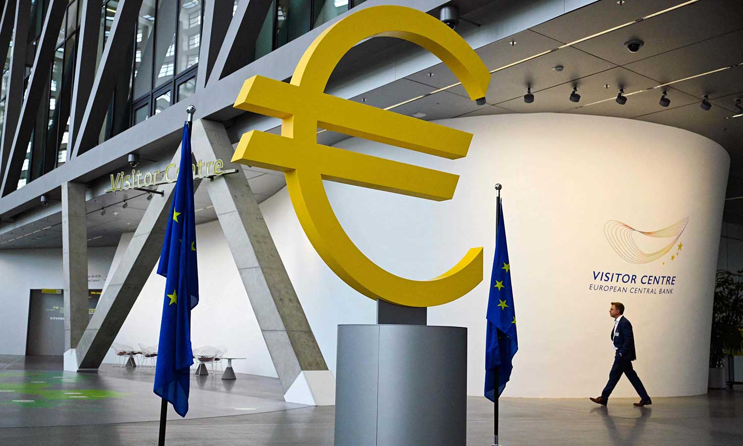 ECB Yetkililerinden Enflasyon ve İletişim Açıklaması