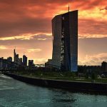 ECB Enflasyonun Hedefe Beklenenden Erken Ulaşmasını Bekliyor