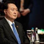 Sıkıyönetim girişiminde bulunan Güney Kore Devlet Başkanı azledildi