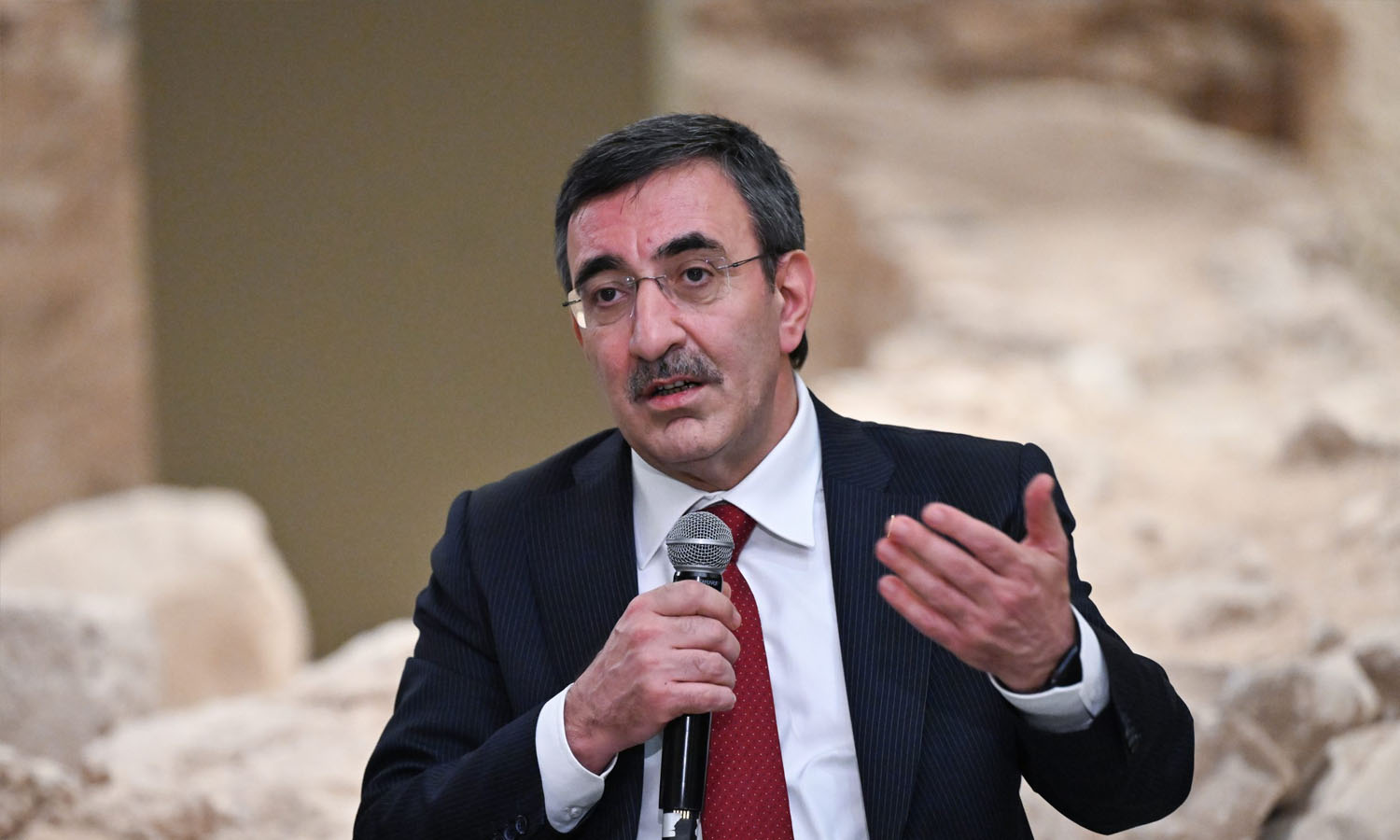 Cevdet Yılmaz İngiltere yolcusu: Yatırımcılarla buluşacak