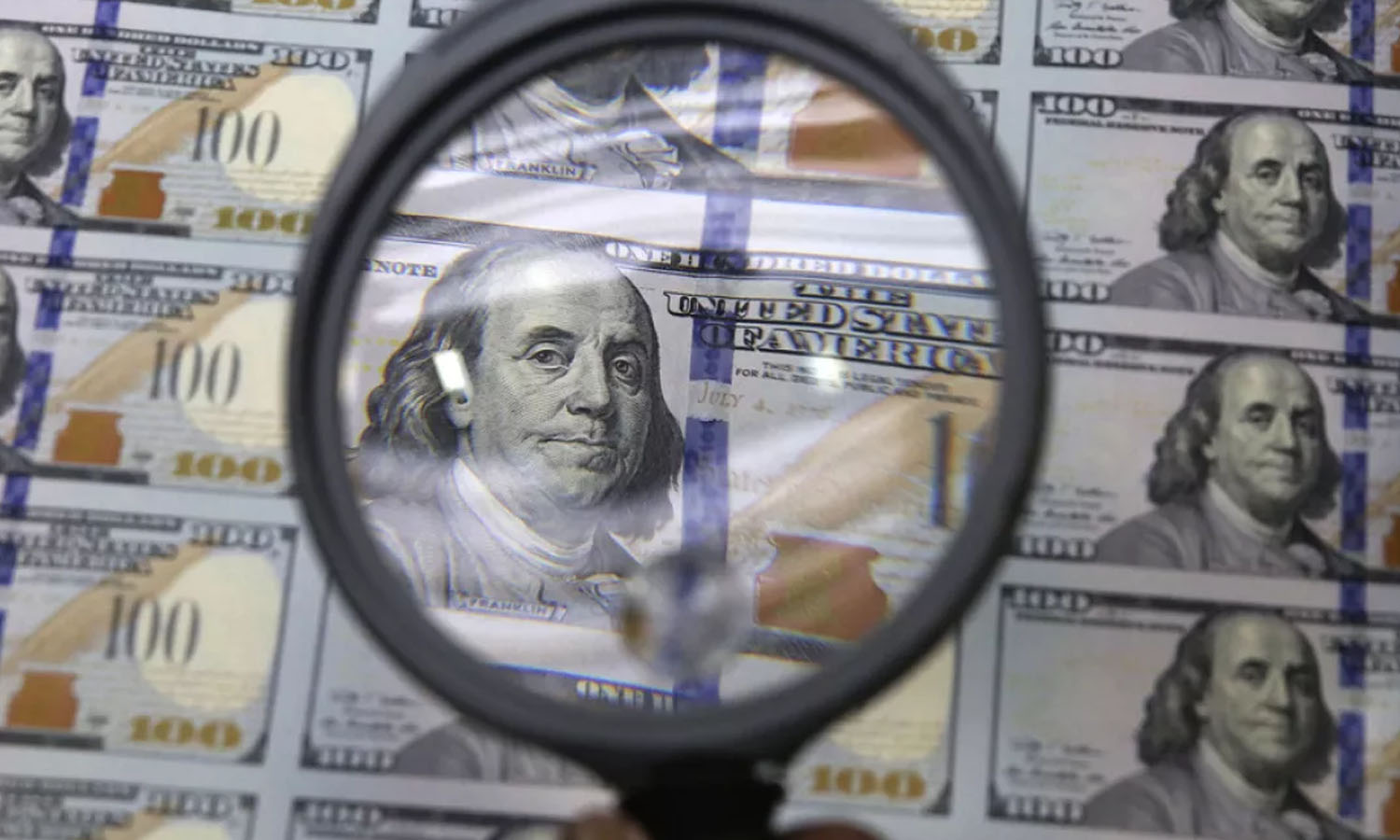 Dolar tarifelere sessiz kaldı: Güvenli liman olmaktan çıkabilir
