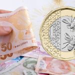 1 İngiliz sterlini 50 Türk lirasını aştı