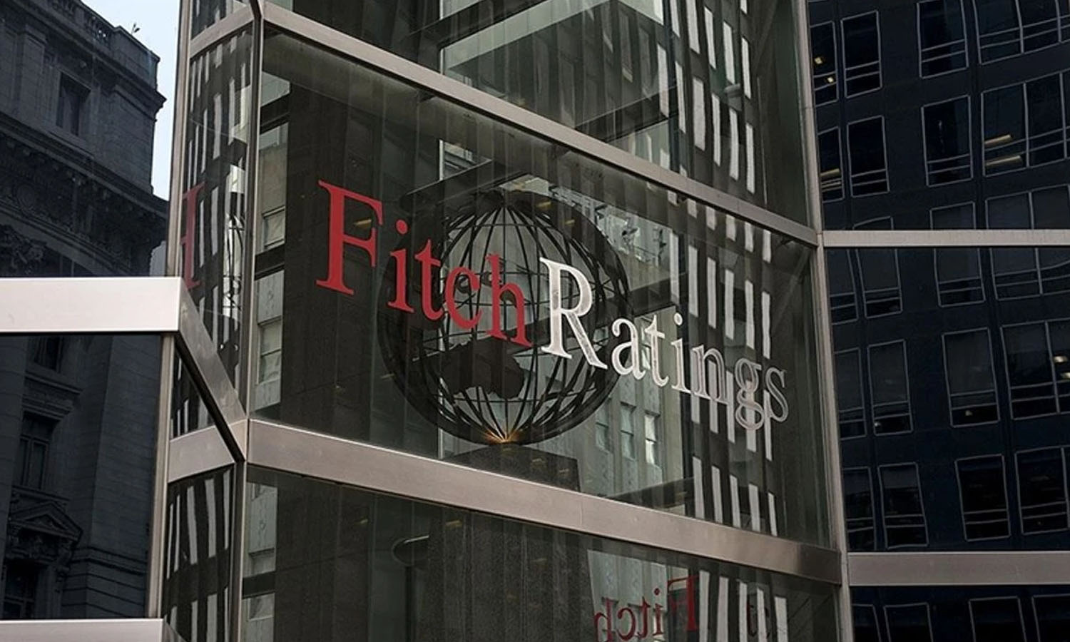 Fitch: Türkiye’deki belirsizlik kredi notlarını tehdit ediyor