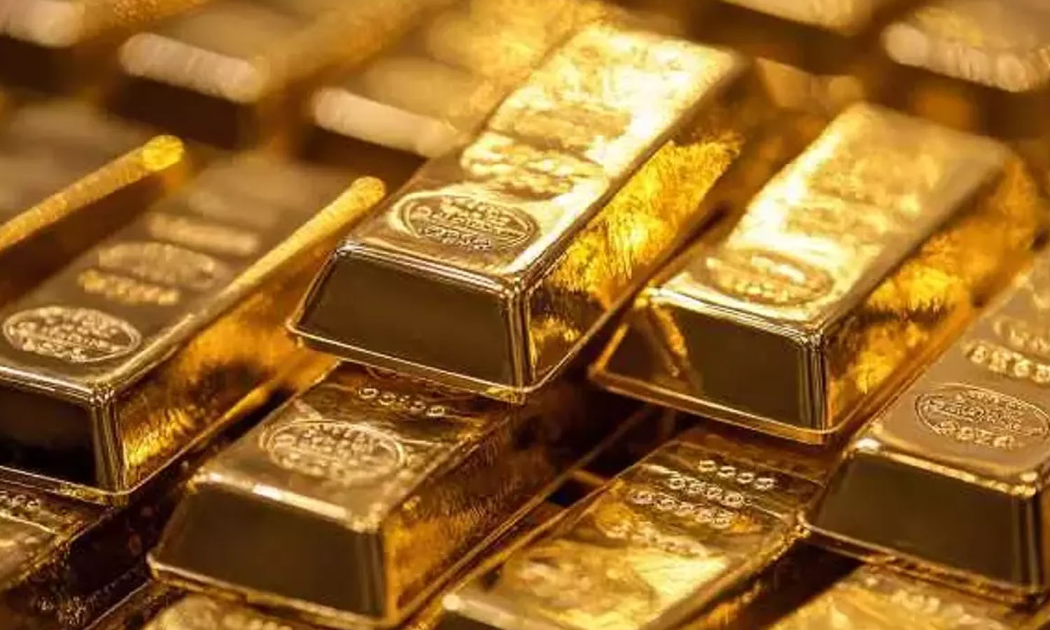 Gram altında düşüş sürüyor: Rekor sonrası 240 TL’lik düzeltme