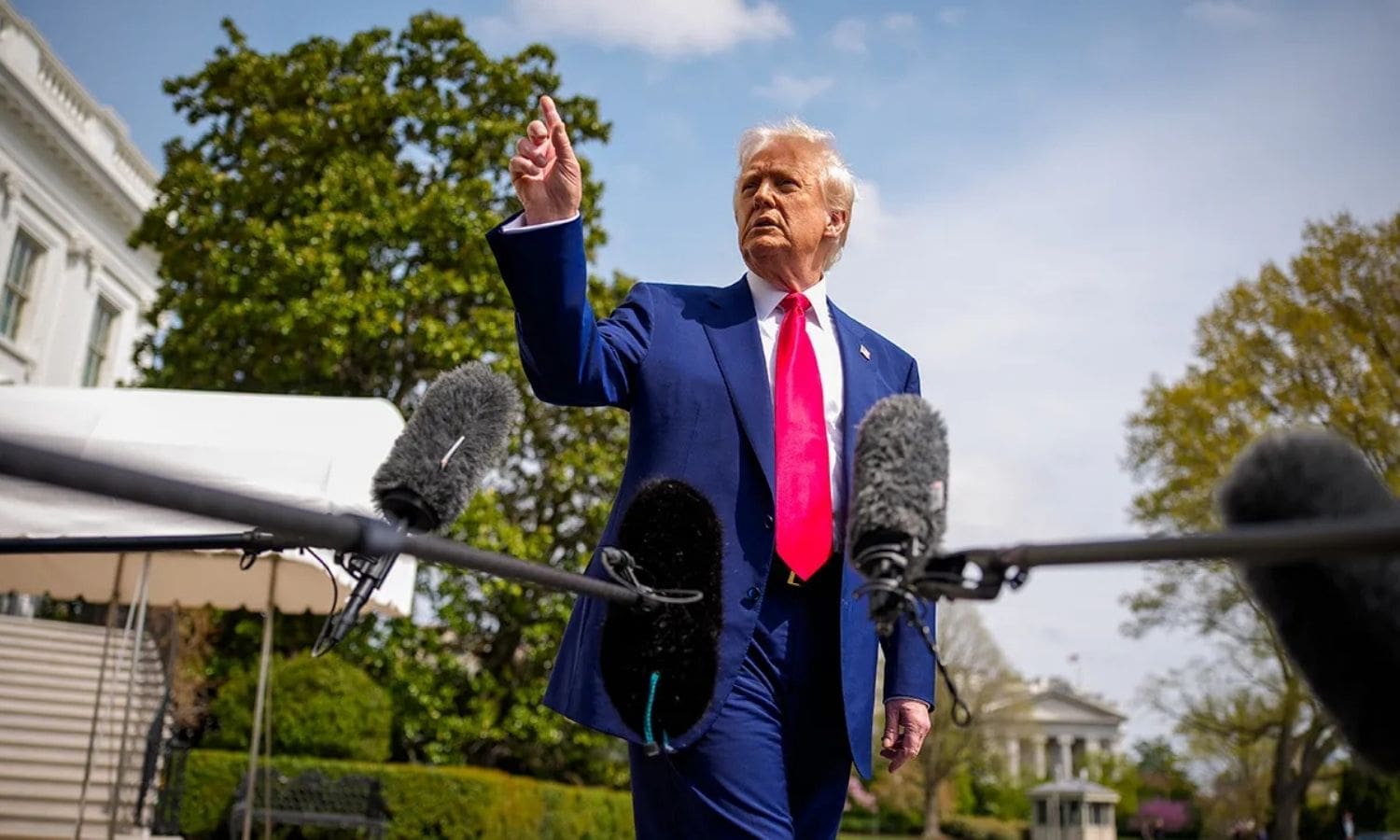 Otomobil tarifeleri hafifleyecek: Trump kararnameyi imzaladı