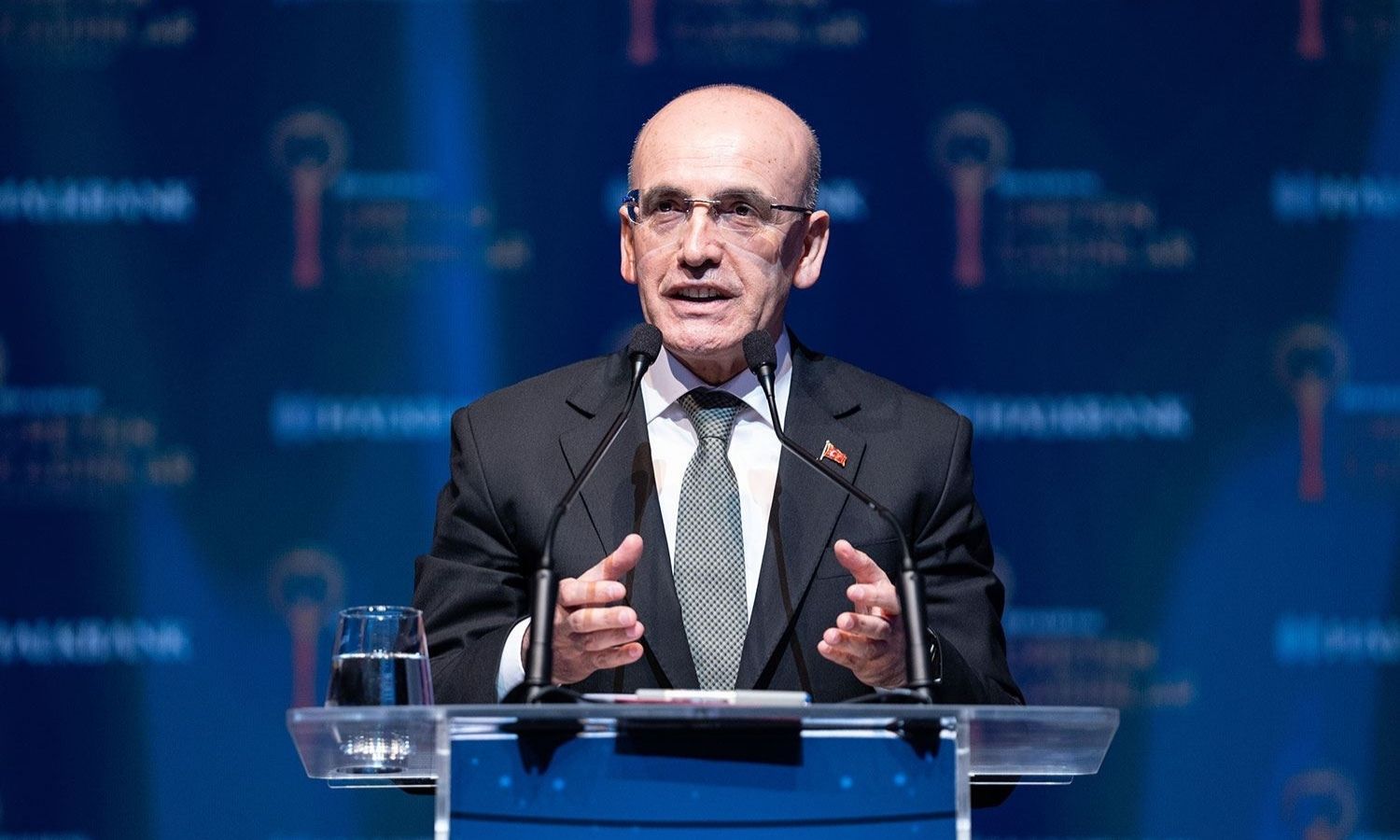 Bakan Şimşek: Cari açık yıl sonunda OVP tahmininin altında olacak