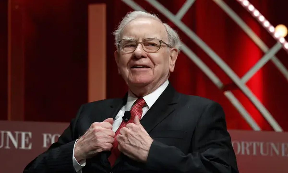 Berkshire Hathaway’in kârı düştü: Buffett’ın nakit dağarcığı genişliyor