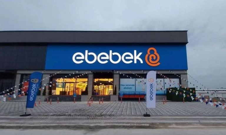 Ebebek’in Nisan 2025’te mağaza sayısı kaç oldu?