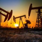 IEA: Ekonomik belirsizlikler petrol tüketimini sınırlıyor