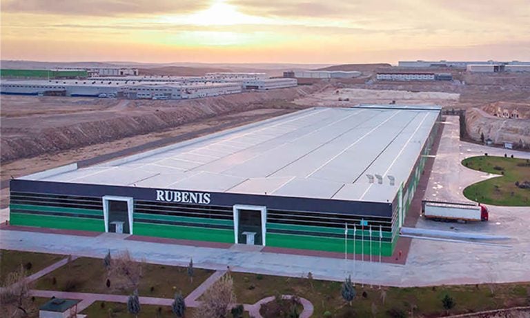 Rubenis Tekstil yeni fabrika için makina alımını tamamladı