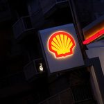 Shell, beklenti üstü karıyla 3.5 milyar dolarlık hisse geri alımı yapacak