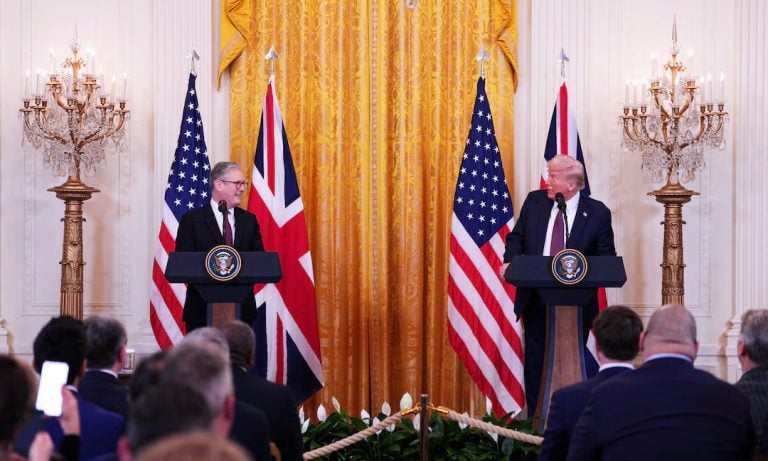Trump, ABD ile İngiltere arasındaki ilk ticaret anlaşmasını duyurdu