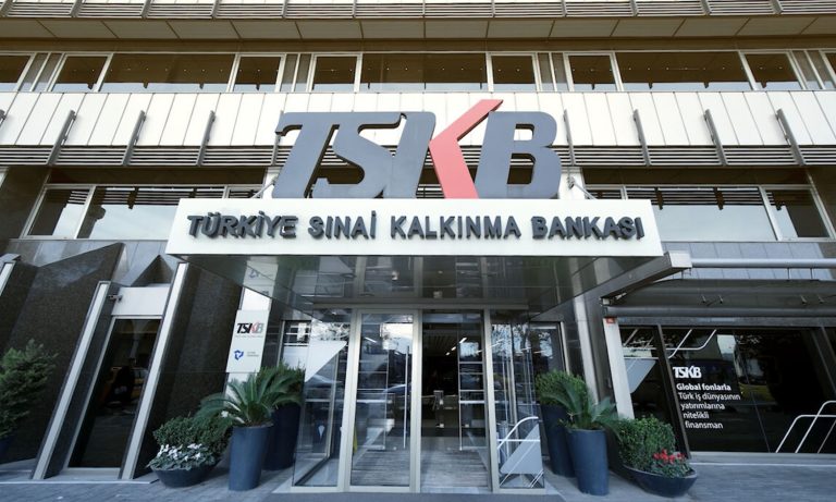 TSKB 25 milyon euro tutarında kredi sözleşmesi imzaladı
