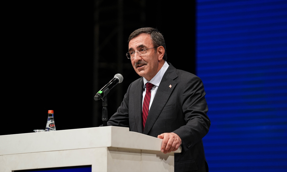 Yılmaz’dan OVP’de revizyon mesajı: Eylül ayını işaret etti