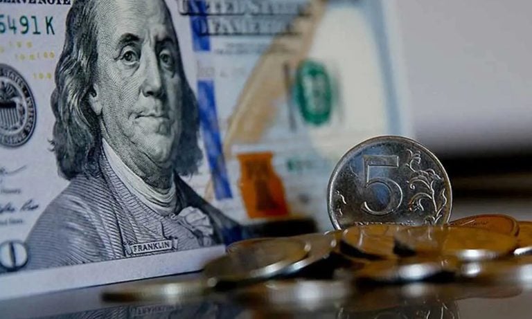 Dolar Euro karşısında güç kaybediyor: Parite zirvede