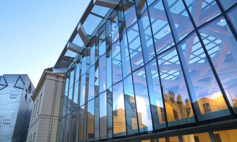 Europen Endüstri (EUREN) solar cam için ürün satışına başladı