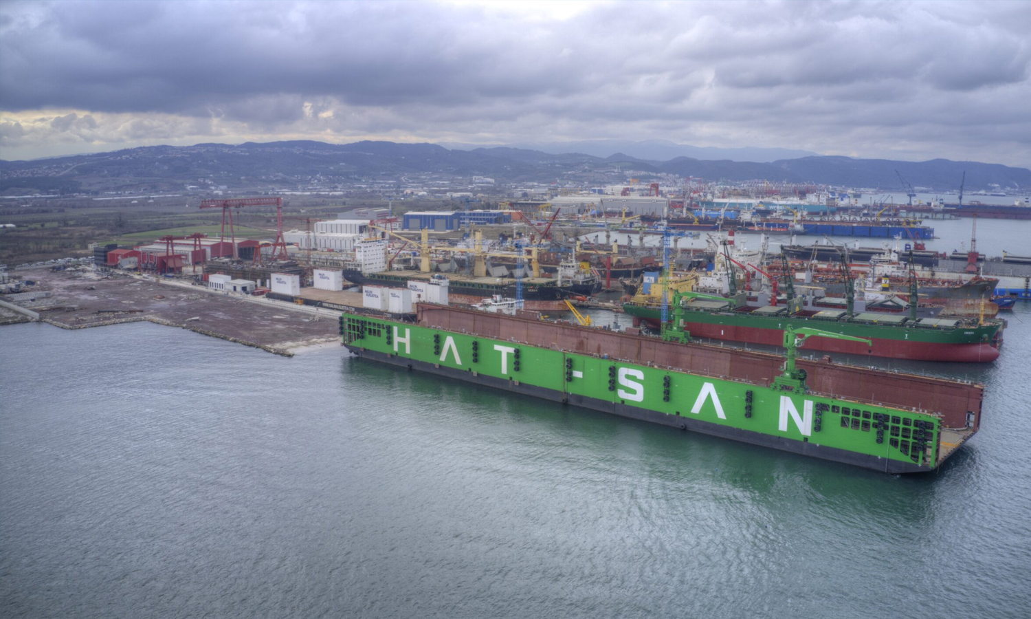 Hat-San (HATSN) yurt dışı gemi onarım projesini teslim etti