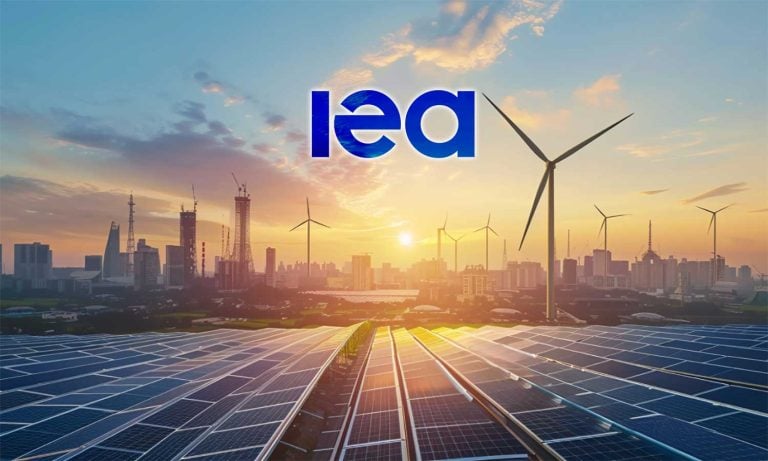 IEA: Temiz enerjiye yatırım, fosil yakıtların iki katına çıkıyor
