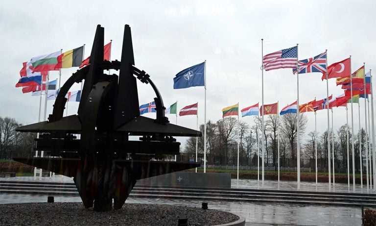 NATO’dan tarihi karar: Savunma harcamaları artacak