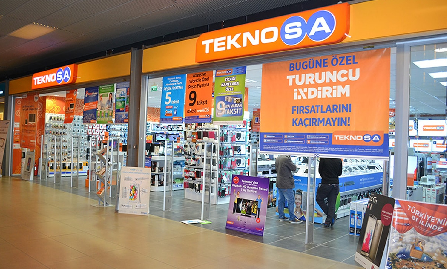 Teknosa’ya müşteri deneyiminde 4 ödül birden