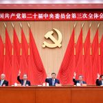 Çin Politbüro: Ekonomi halen zorluk ve risklerle karşı karşıya