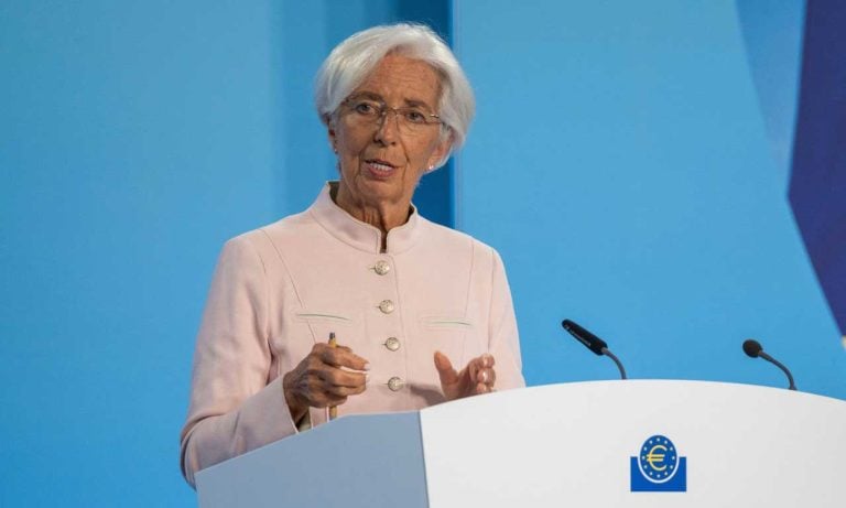 ECB/Lagarde: Enflasyon hedefte, faizler uygun seviyede
