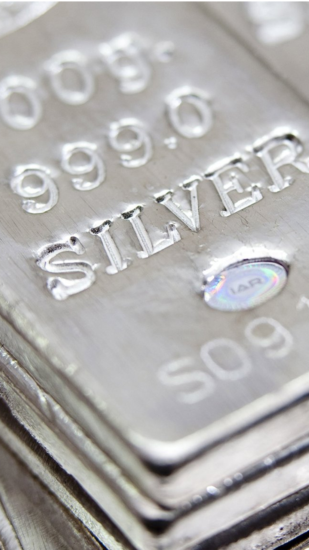 Gümüş için 10 farklı tahmin: Kurumlar fiyat konusunda ayrıştı