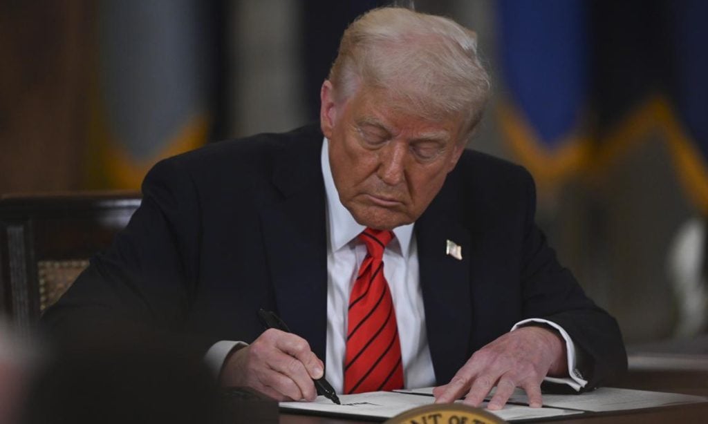 Trump: Meksika’ya uygulanan tarifeler uzatıldı