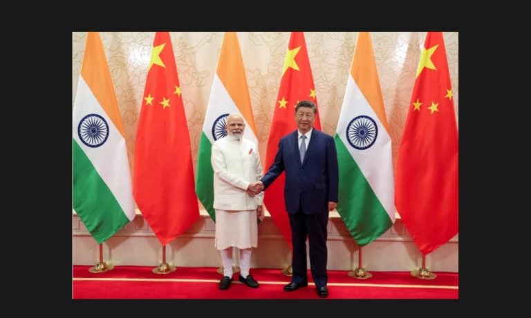 Modi ile Xi görüştü: İkili ilişkiler iyileştirilecek!