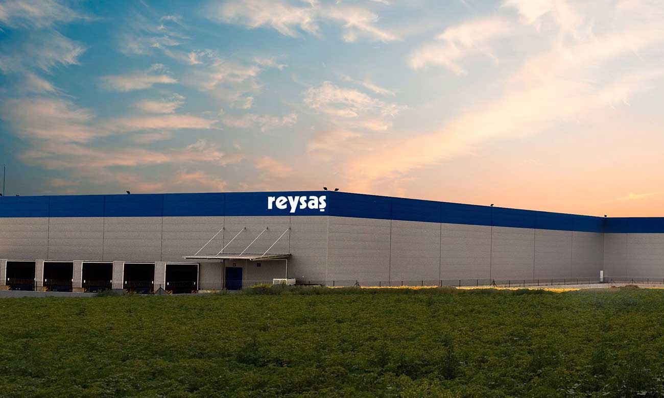 Reysas, talebe yetişmek için 30 çekici ve dorseyi filosuna katıyor