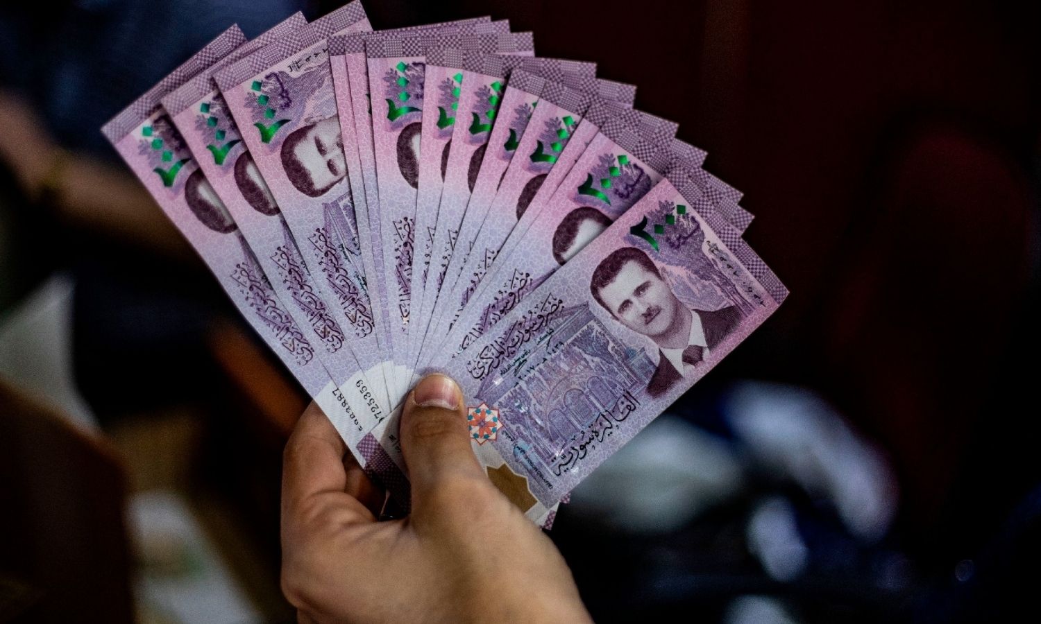 Suriye para biriminden iki sıfır silecek, yeniden değerleyecek