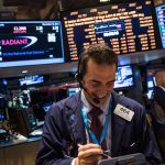 UBS, S&P 500 için 2025 yıl sonu hedefini değiştirdi