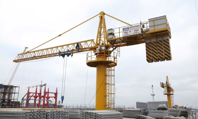 Bülbüloğlu Vinç, yurt dışından 990 bin euroluk anlaşma imzaladı