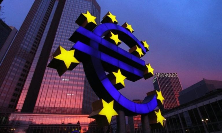 ECB faizleri sabit tutacak, gevşeme kapısını açık bırakacak