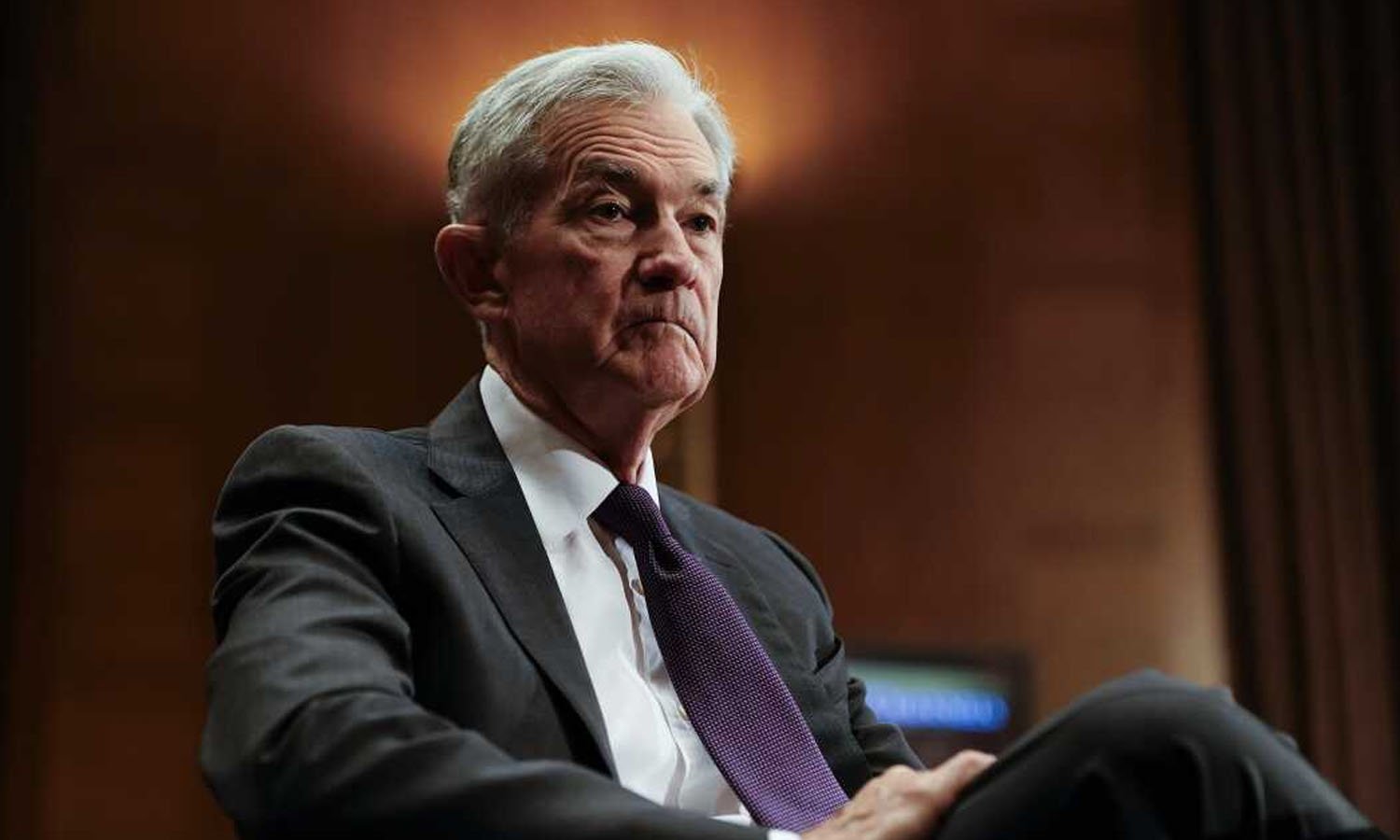 FED/Powell: Aşağı yönlü riskler faiz indirimini gerekli kıldı