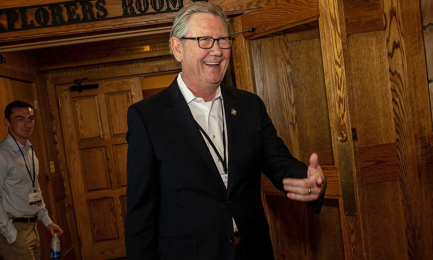 Fed/Schmid: Faiz indirimi istihdamı korumak için doğru adımdı