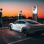 Porsche paylarında sert düşüş: Ertelenen lansman beklentileri bozdu