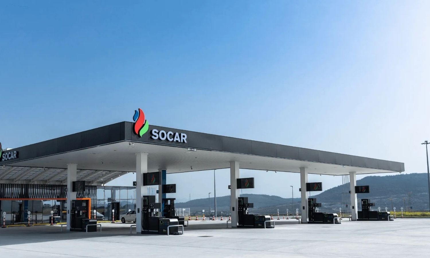 SOCAR, Italiana Petroli’nin satın almak için anlaşma imzaladı