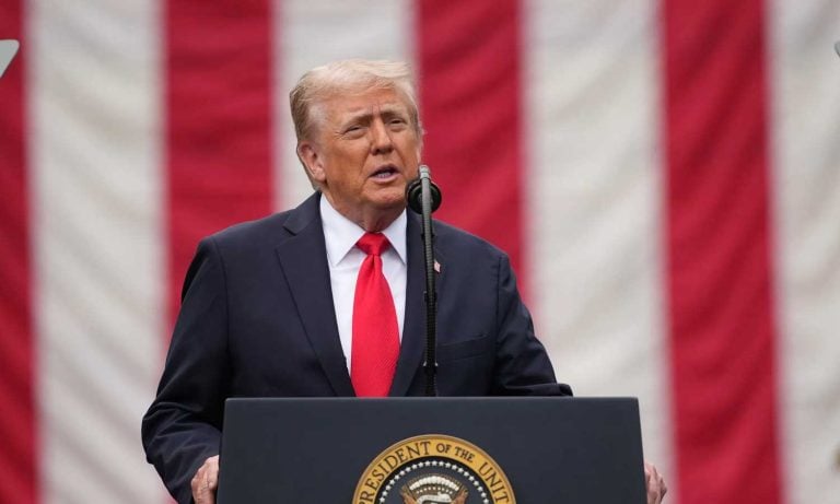 Trump’tan NATO’ya çağrı: Rusya’ya yaptırım, Çin’e yüzde 100 gümrük