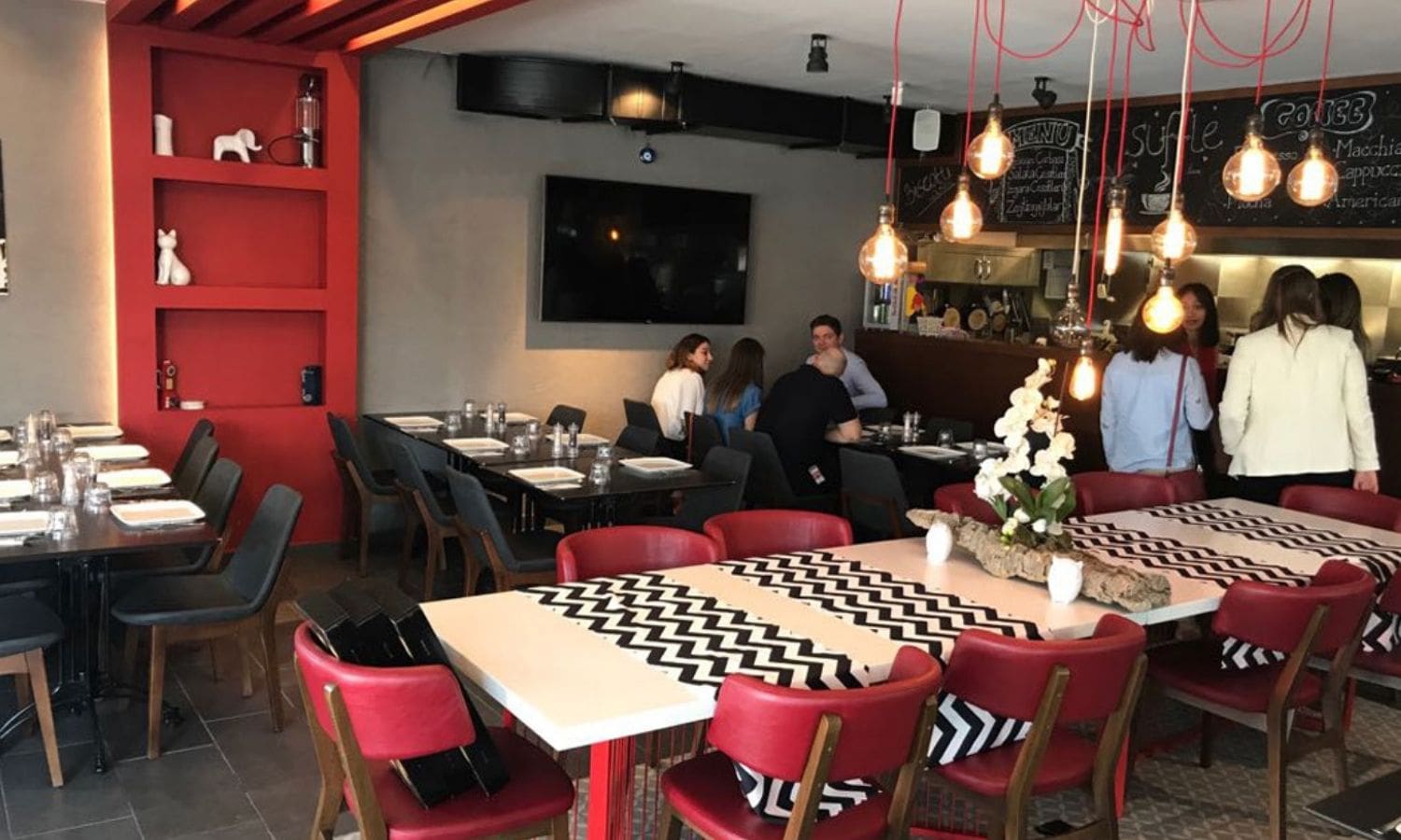 Etiler Gıda (ETILR) son 3 ayda 2 franchise sözleşmesi imzaladı