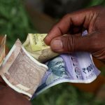 Hint rupisi rekor düşük seviyede: Analistler ikiye bölündü