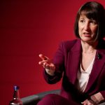 İngiltere’de zor bütçe dönemi: Reeves vergi artışına kapıyı araladı