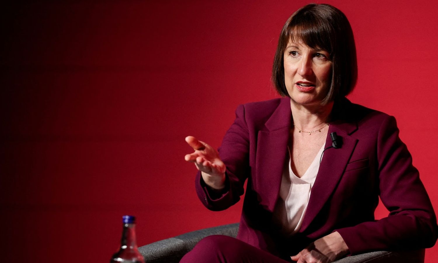 İngiltere’de zor bütçe dönemi: Reeves vergi artışına kapıyı araladı