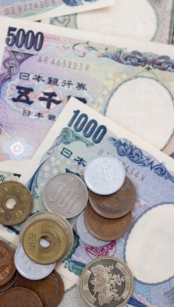 Japon yeni BOJ öncesi kazançlarını geri verdi!