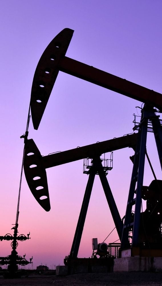 OPEC+ Kasım’da üretimi 137 bin varil artıracak