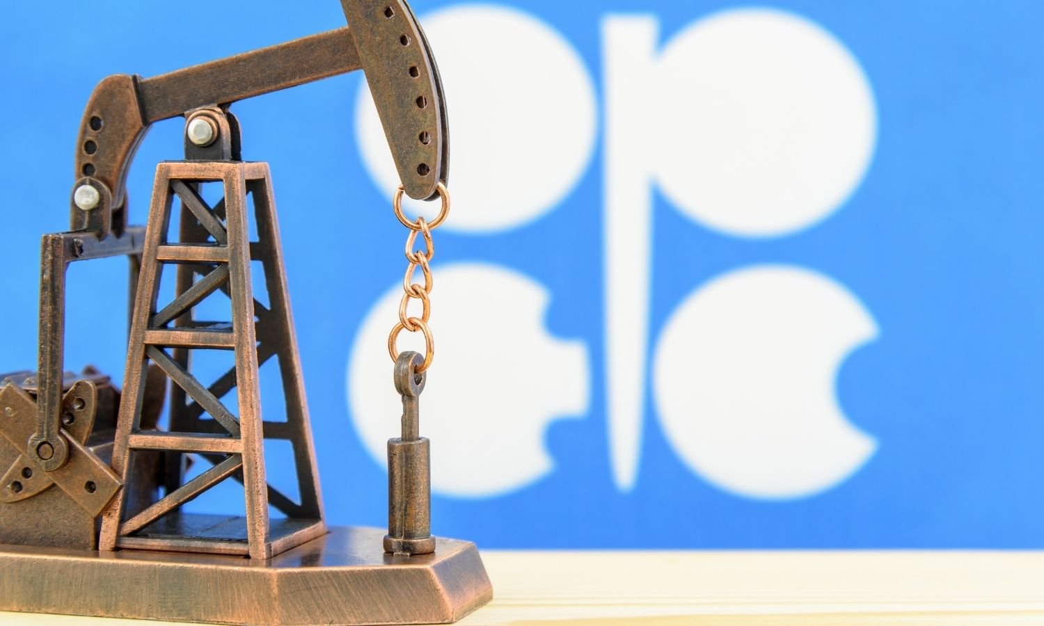 OPEC+ Kasım’da üretimi 137 bin varil artıracak