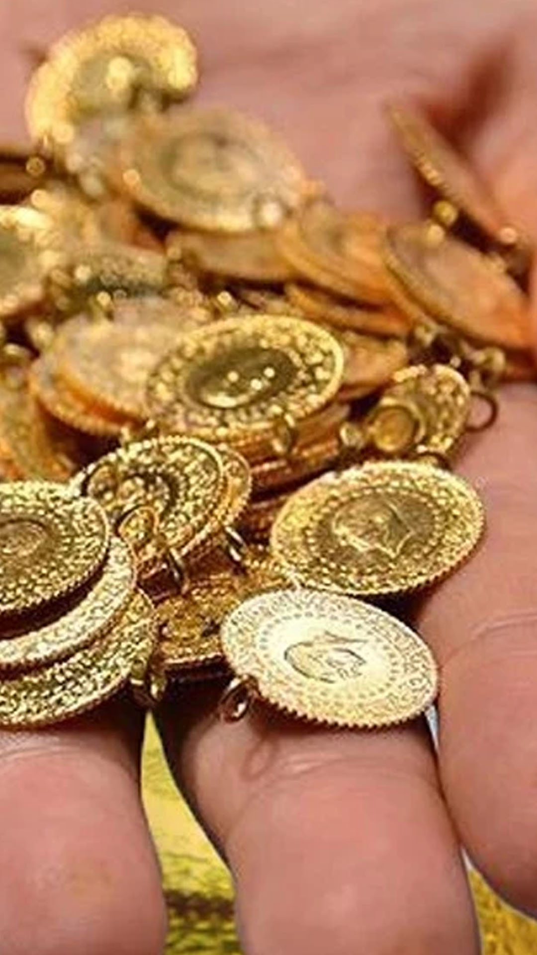 Uzmandan dikkat çeken altın yorumu: Tamamen sürü psikolojisi