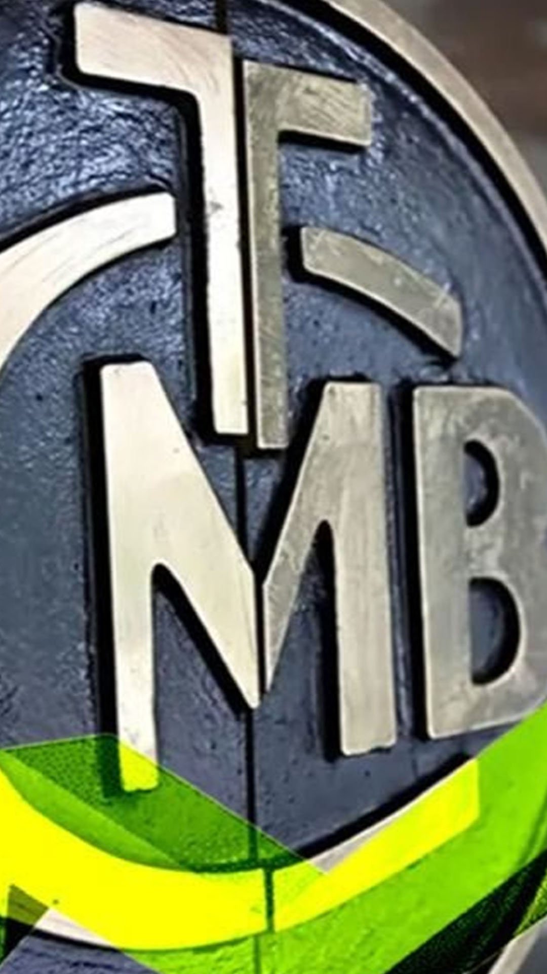 Mahfi Eğilmez: TCMB enflasyonda tahmin aralığını değiştirmeli