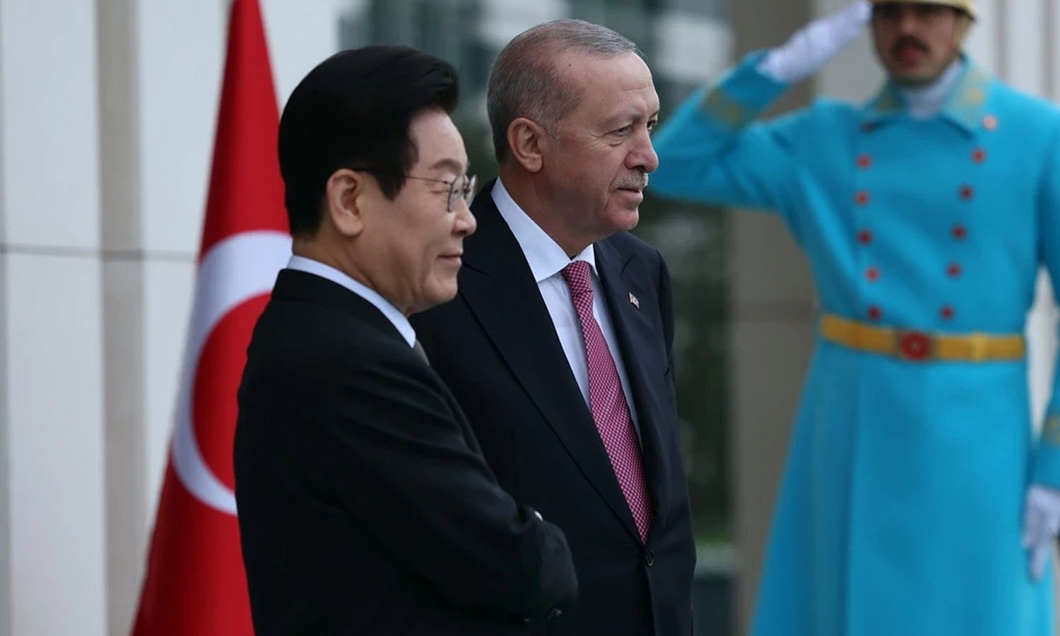 Erdoğan: Güney Kore ile nükleer güç santrali görüşmeleri sürüyor